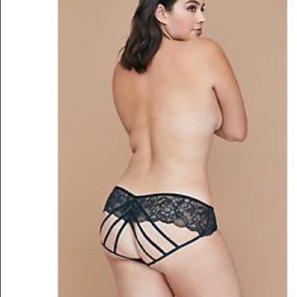 Cacique Lace Strappy Back Panty NWT 22/24